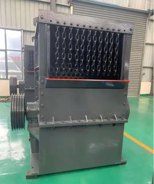 The new box crusher produced by Henan Global Heavy Industry can easily handle fine crushing production!
