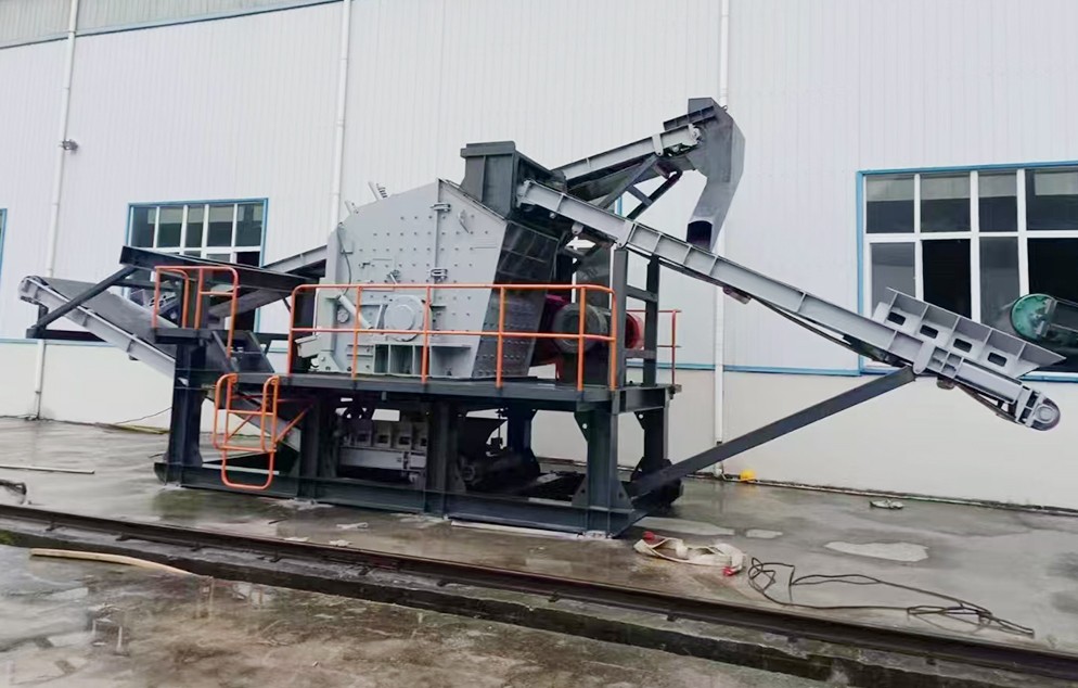 Impact crusher module, impact crusher frame, impact crusher
